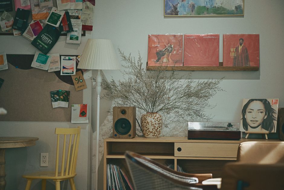 Playlist et volume : l’ambiance musicale sans faux pas